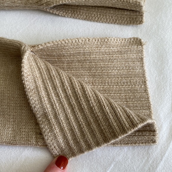 Truth by Republic collegiate stripe pullover crew neck side slits black taupe - Picture 8 of 12